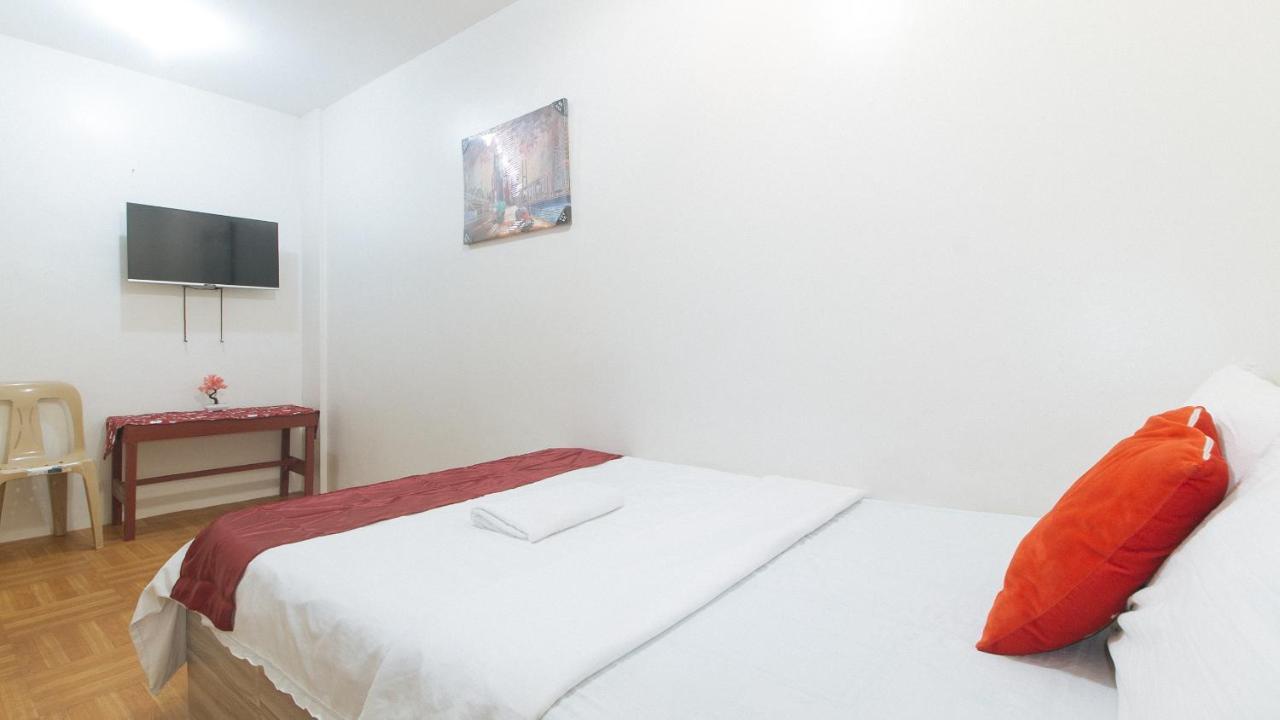 Nearest Hostel Pasay City By Reddoorz Ngoại thất bức ảnh